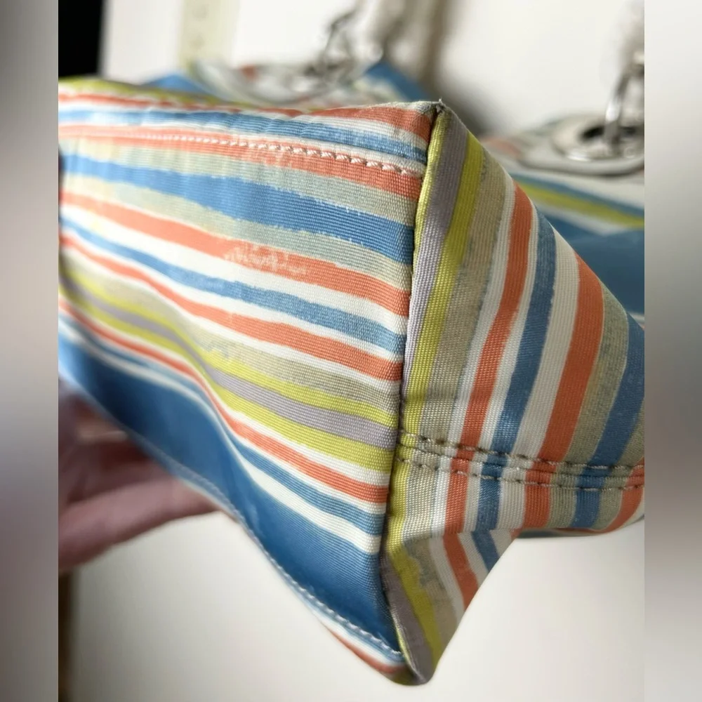 COACH Nautical East West Striped Beach‎ Summer Theme Purse F16624 Limited Ed